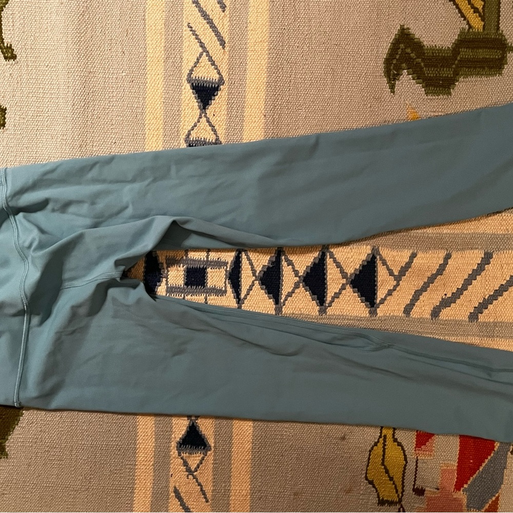 Brand New Lululemon align 25” leggings size 2 Tidal Teal